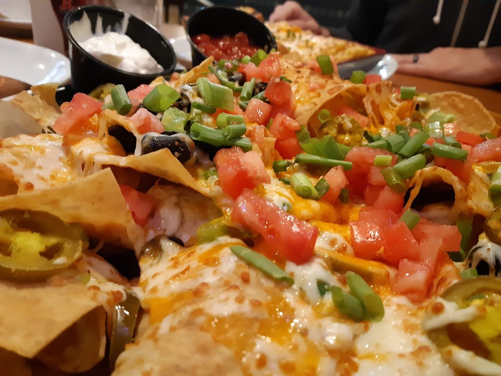Boston Pizza | 4450 Walker Rd Unit D, Windsor, ON N8W 3T5, Canada | Phone: (519) 250-7670