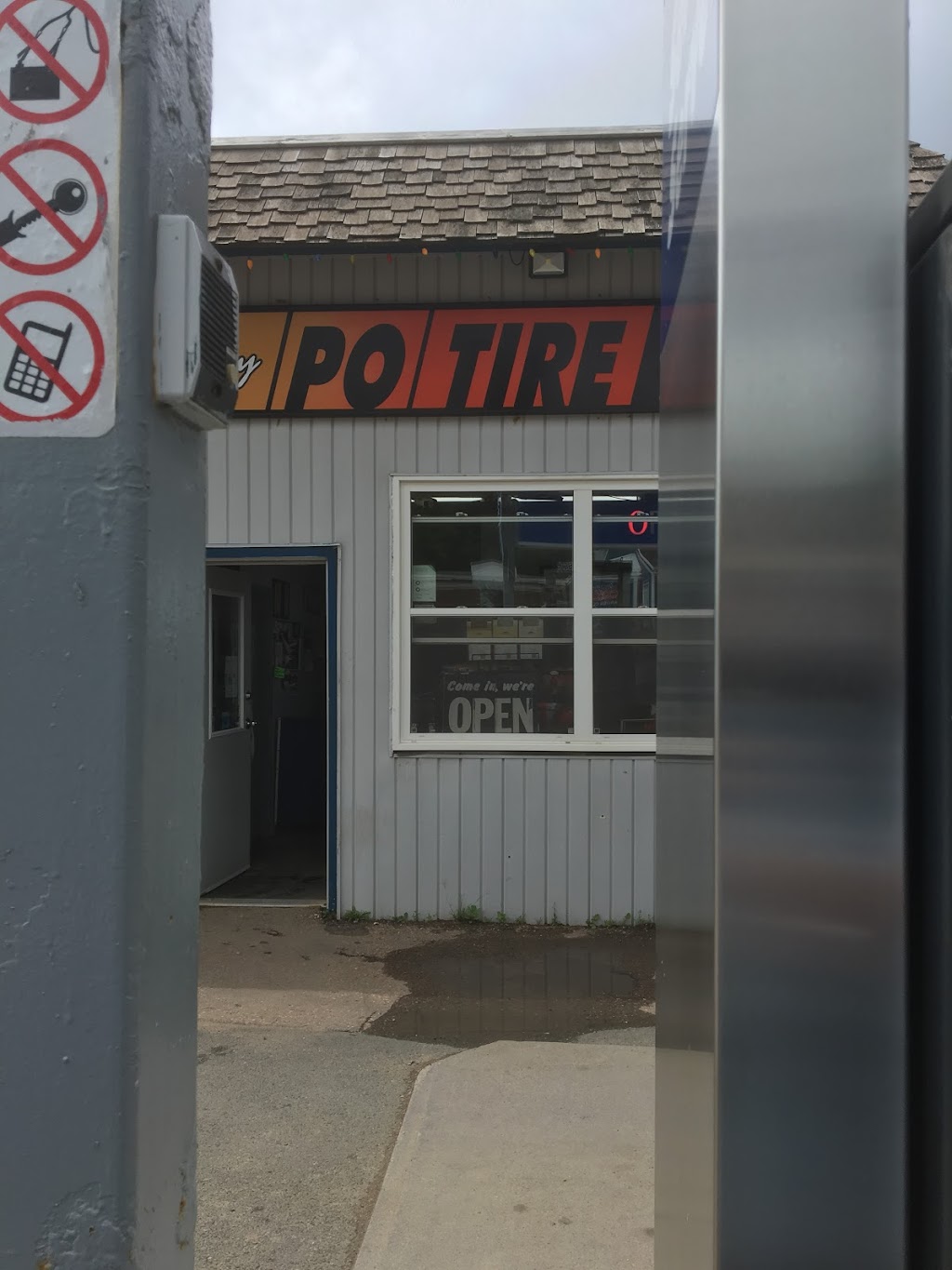 Ultramar - Gas Station | 15855 Central Ave, Mabou, NS B0E 1X0, Canada | Phone: (902) 258-2987