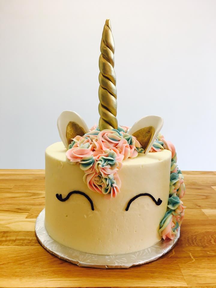 Gingers Cupcakes & Desserts | 14 Wellington St E, Aurora, ON L4G 1H5, Canada | Phone: (905) 841-4004