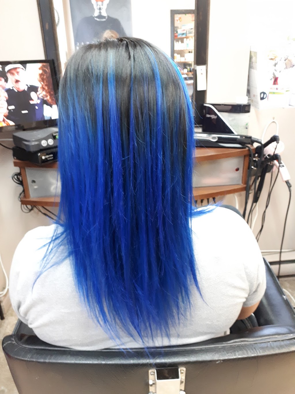 Coiffure Beaute Enfantine | 1447 Boulevard Pie-XI Sud, Québec, QC G3K 1Z8, Canada | Phone: (418) 845-0003