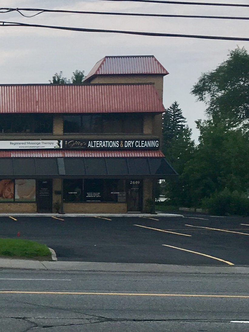Giftys Custom Tailor, Alterations & Dry Cleaning | 2003 St Joseph Blvd, Orléans, ON K1C 1E5, Canada | Phone: (613) 424-6575