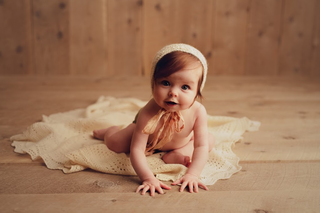 Red Earth Photography | 2205 20 Ave, Bowden, AB T0M 0K0, Canada | Phone: (587) 377-5856