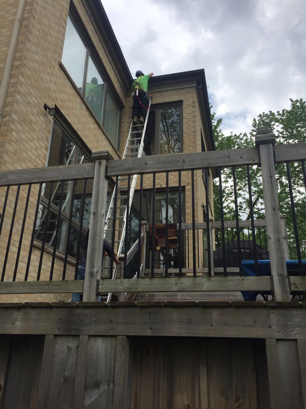 A Green Window & Blind Clng | 3392 Wonderland Rd S, London, ON N6L 1A8, Canada | Phone: (519) 697-6261