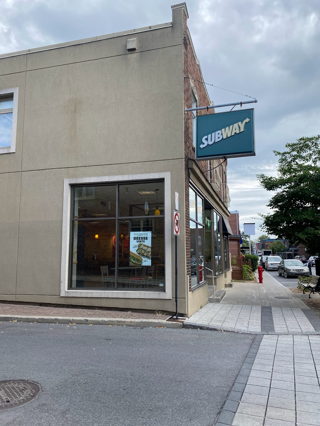 Jorge Mendez Coiffure Studio | 101 Rue Ste Anne, Sainte-Anne-de-Bellevue, QC H9X 1L9, Canada | Phone: (514) 505-0687