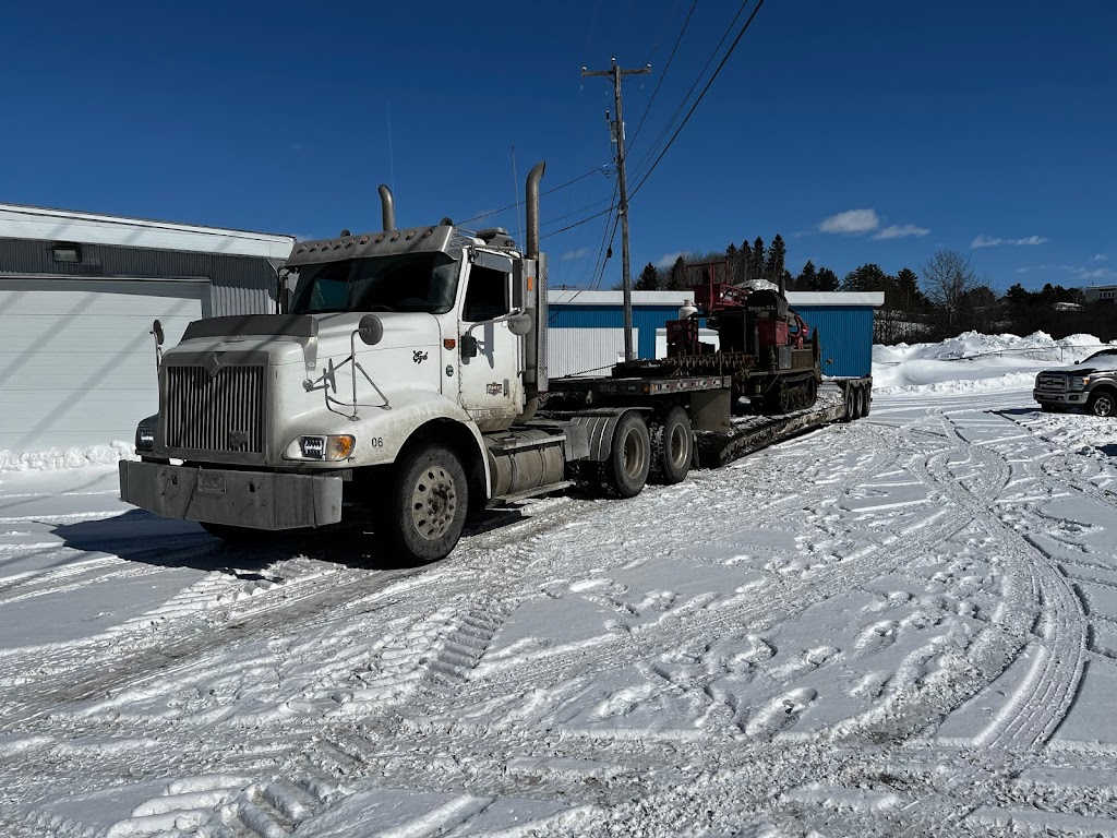 Transport Remorquage LHC | 2823 Chemin St Louis, La Baie, QC G7B 0C5, Canada | Phone: (418) 540-6391