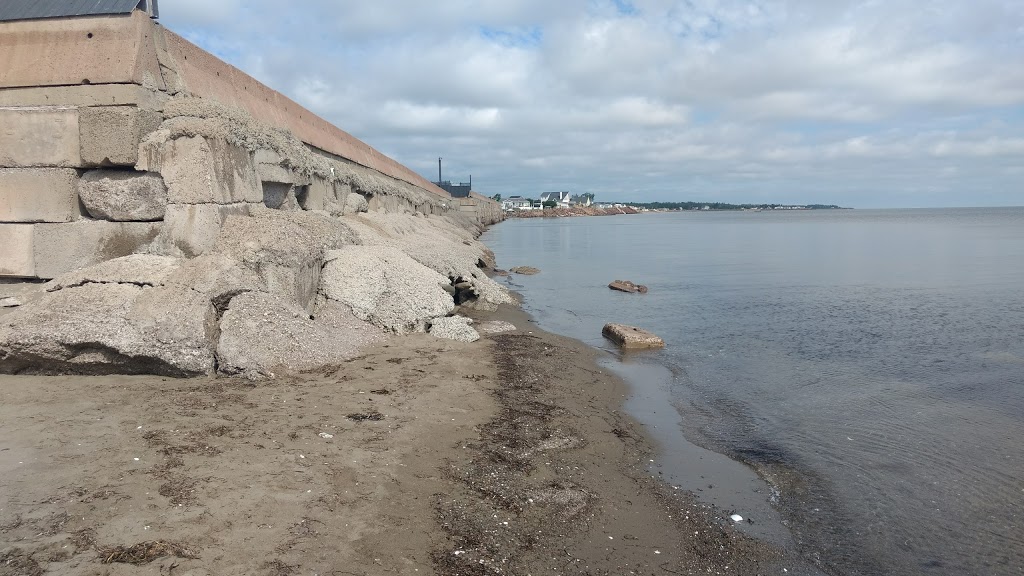 Lighthouse Camping | 158 Shore Rd, Caissie Cape, NB E4R 4Z2, Canada | Phone: (506) 576-1900