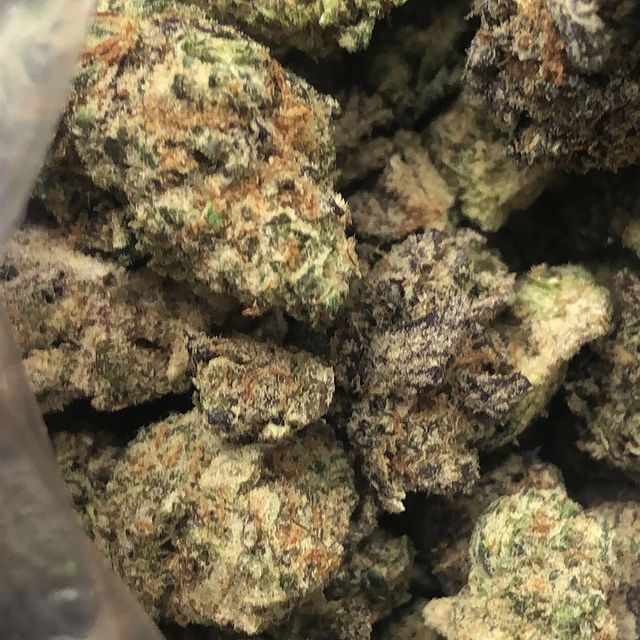 Guelph Dispensary Online | 765 Woodlawn Rd W, Guelph, ON N1K 1E9, Canada | Phone: (647) 251-8171