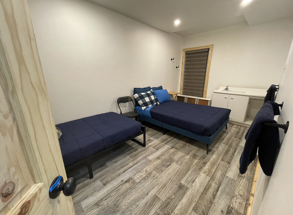 Gîte Touristique, Eaux Bons VieVents | 226 Rue Principale, Lac-Bouchette, QC G0W 1V0, Canada | Phone: (819) 592-3480