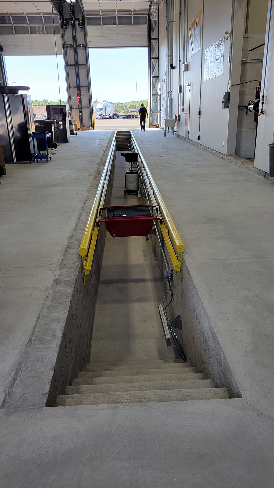 Rhino Truck Lube Centres - Moncton | 582 Venture Dr, Moncton, NB E1H 0L1, Canada | Phone: (506) 852-4664