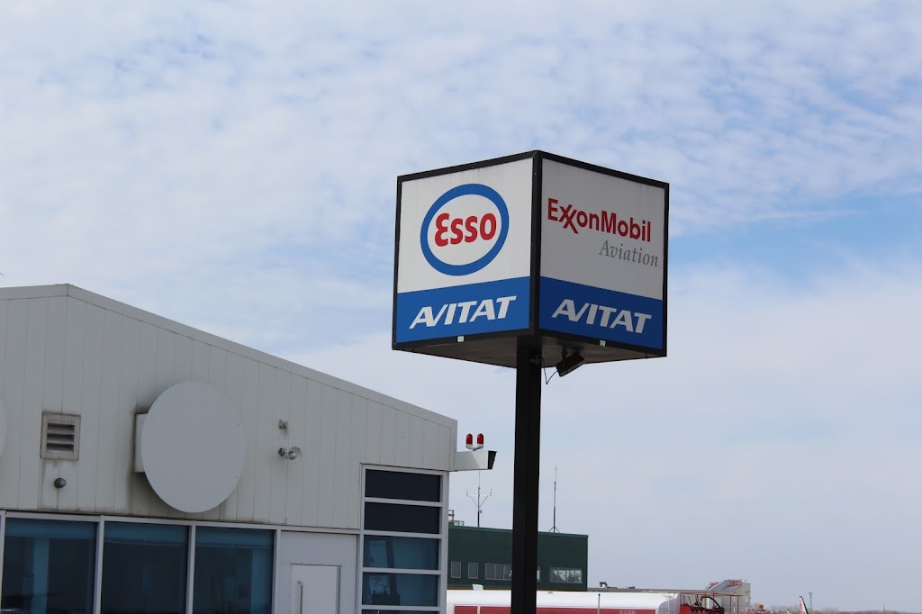 FAST AIR JET CENTRE - (FBO CYWG - Formerly Esso Avitat) | 10 Hangar Line Rd, Winnipeg, MB R3J 3Y7, Canada | Phone: (204) 831-7714