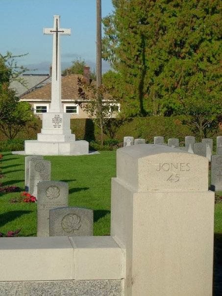 Mountain View Cemetery | 5455 Fraser St, Vancouver, BC V5W 2Z3, Canada | Phone: (604) 325-2646
