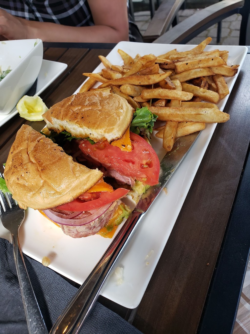 Blackswift Bistro | 1A Bow Valley Pkwy, Improvement District No. 9, AB T1L 1A9, Canada | Phone: (888) 378-1720