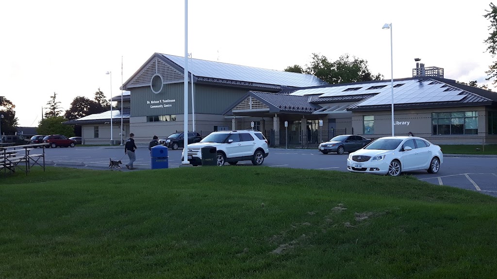 Claremont & District Lions Club | 4941 Old Brock Rd, Claremont, ON L1Y 1A9, Canada | Phone: (905) 649-6021