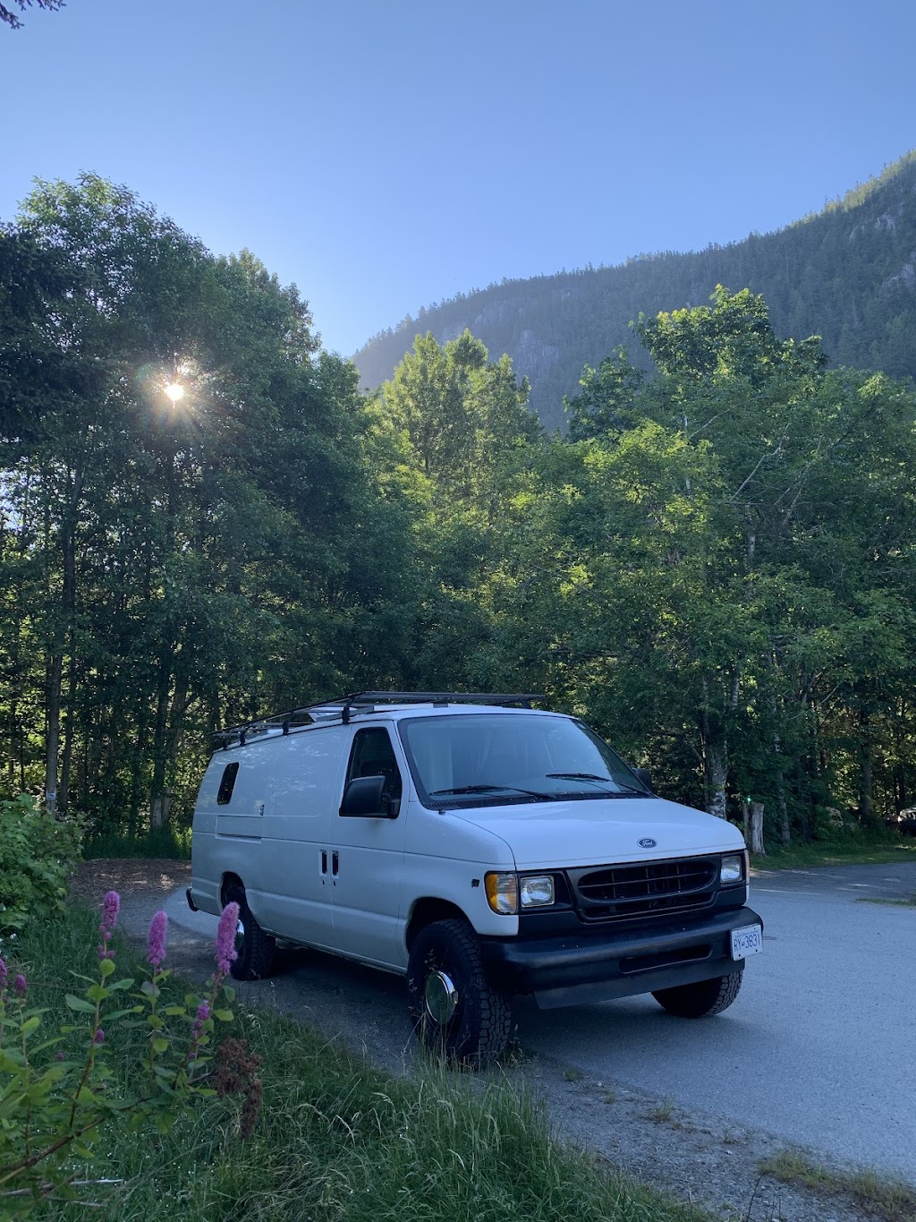 Q Campervans | 2226 St Johns St, Port Moody, BC V3H 2Y9, Canada | Phone: (778) 858-8863