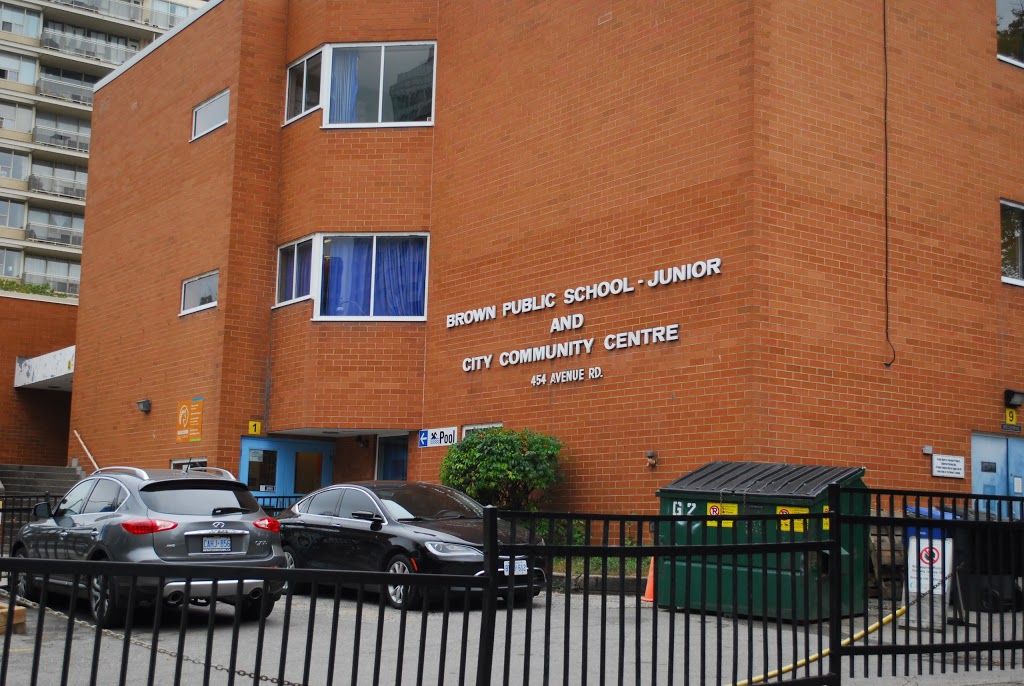 Brown Junior Public School | 454 Avenue Road, Toronto, ON M4V 2J1, Canada | Phone: (416) 393-1560