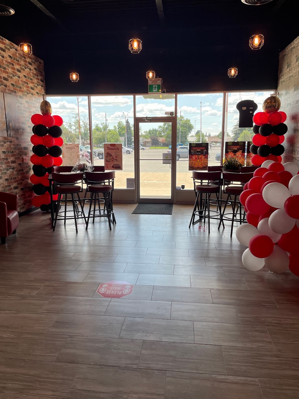 Red Swan Pizza | 200 Fitch St #19, Welland, ON L3C 4V9, Canada | Phone: (905) 735-9898
