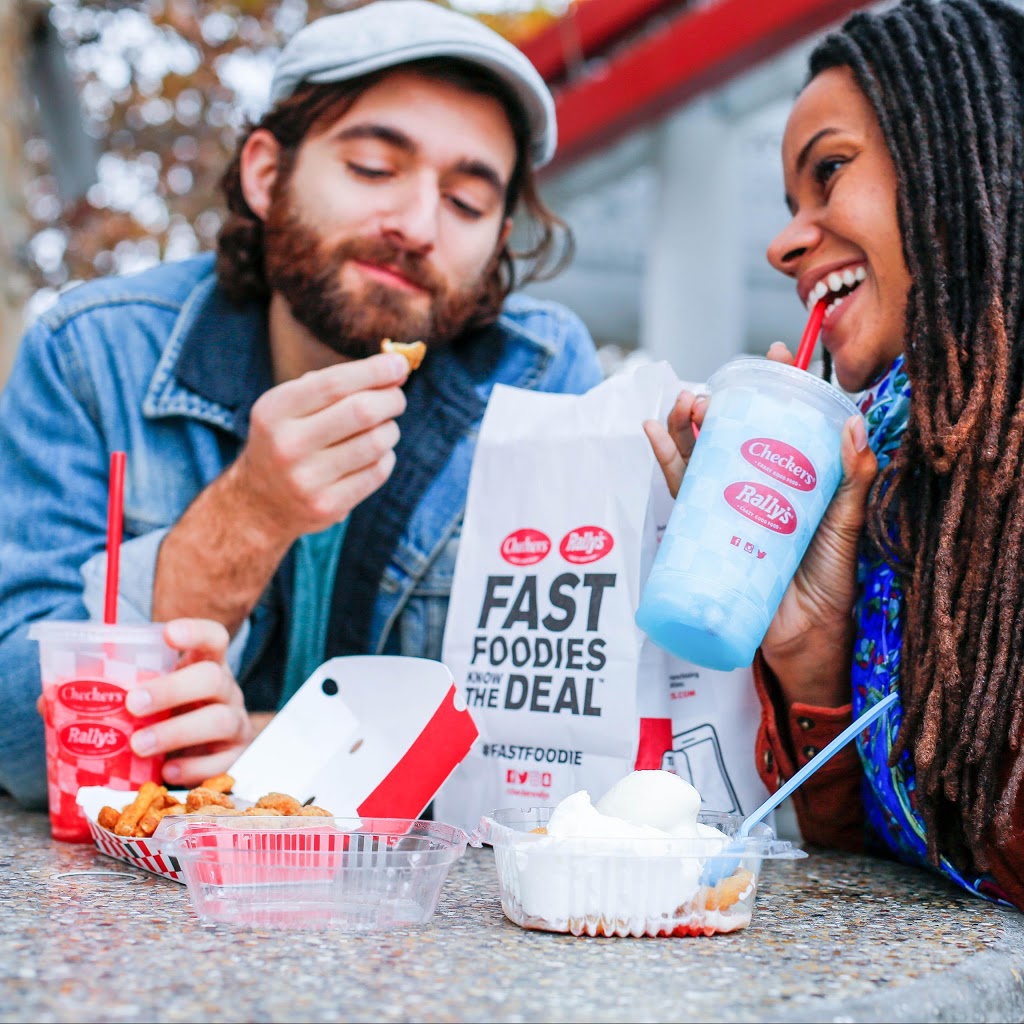 Checkers | 2852 Pine Grove Ave, Port Huron, MI 48060, USA | Phone: (810) 294-5482