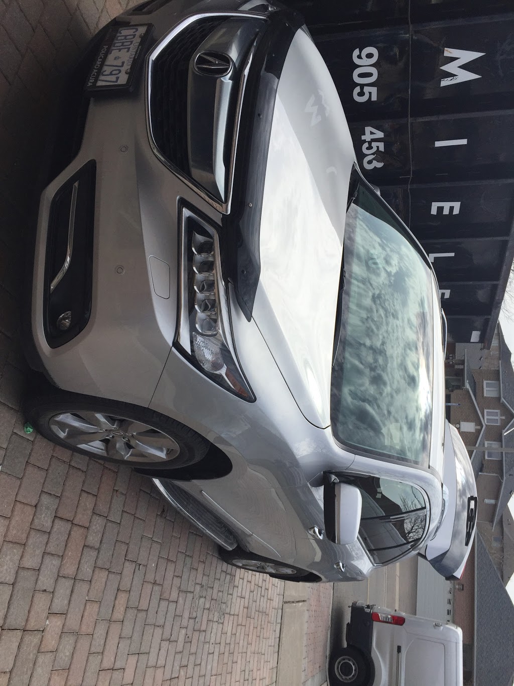 Policaro Acura | 2250 Queen St E, Brampton, ON L6S 5X9, Canada | Phone: (855) 564-2298