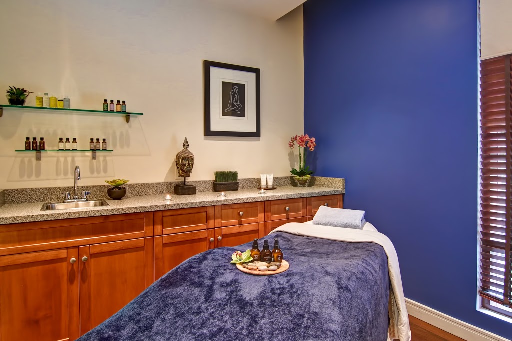 Five Lakes Spa Aveda at DoubleTree | 6039 Fallsview Blvd Unit 120, Niagara Falls, ON L2G 3V6, Canada | Phone: (905) 353-4100