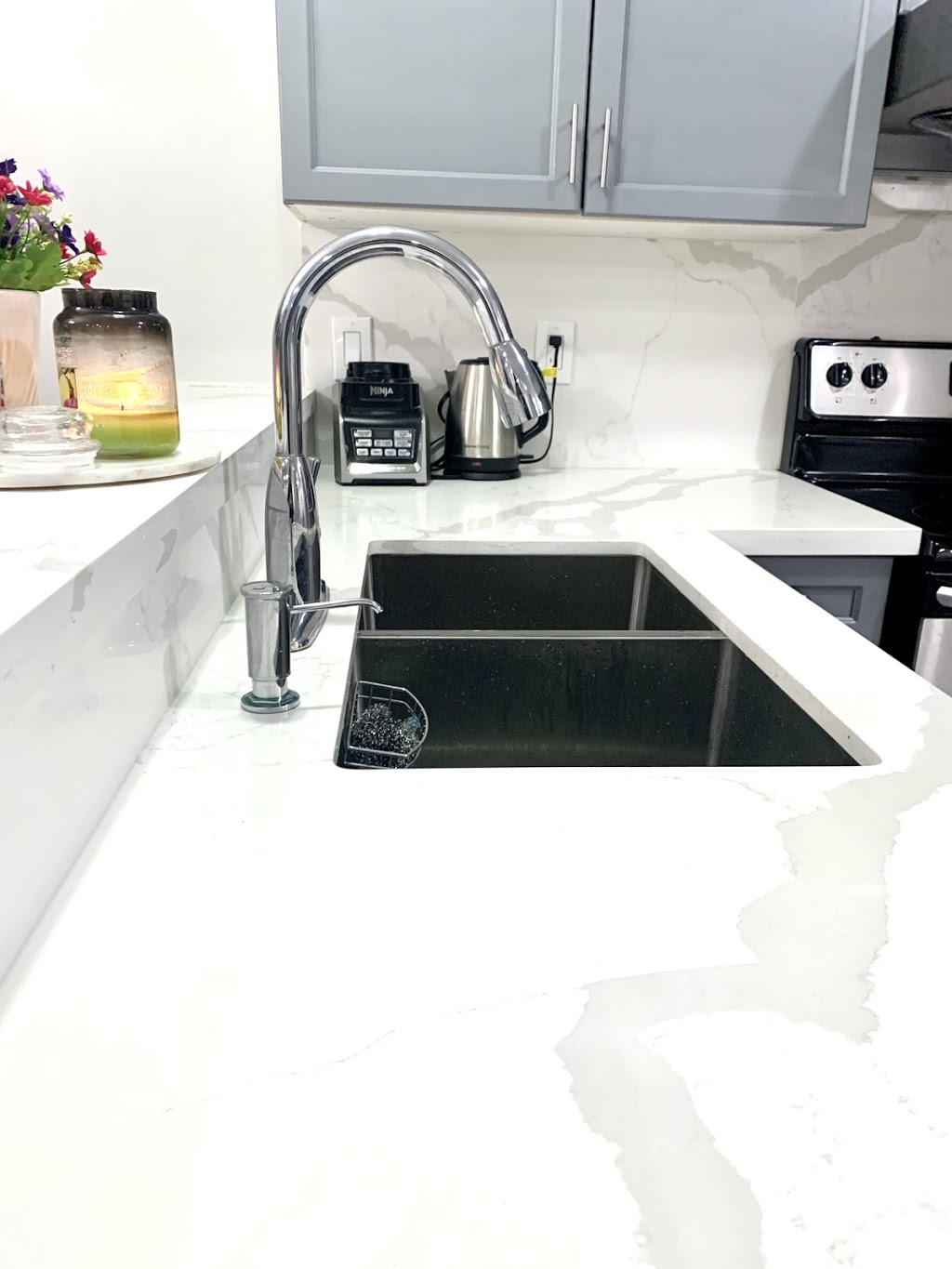 Invision Design and Build | 98 Mint Leaf Blvd, Brampton, ON L6R 2Y9, Canada | Phone: (416) 200-1937