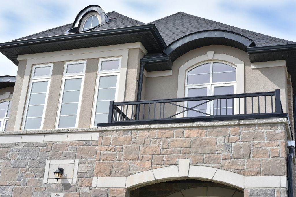 Valery Homes | 2140 King St E, Hamilton, ON L8K 1W6, Canada | Phone: (905) 547-5056