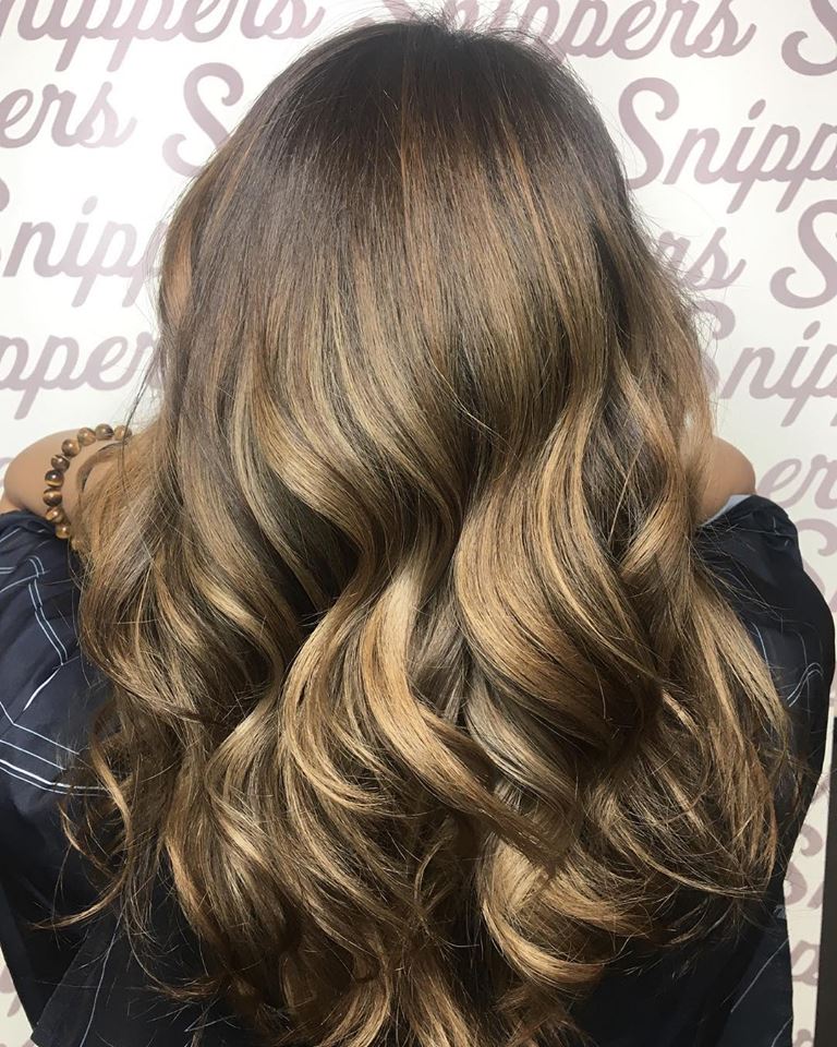 Snippers | 43 Superior St, Devon, AB T9G 1Y9, Canada | Phone: (780) 987-3771