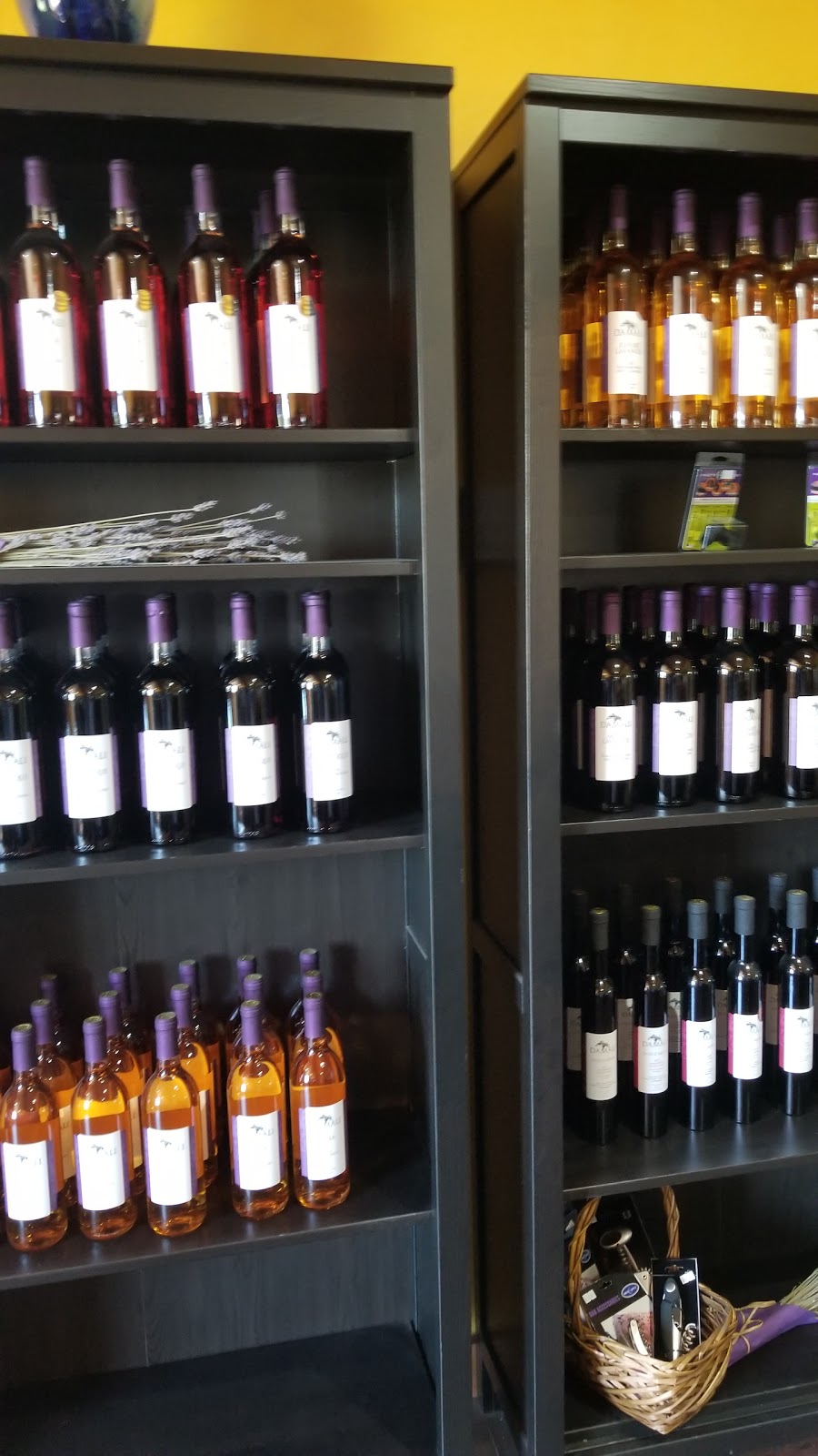 Damali Lavender & Winery | 3500 Telegraph Rd, Cobble Hill, BC V0R 1L4, Canada | Phone: (250) 743-4100