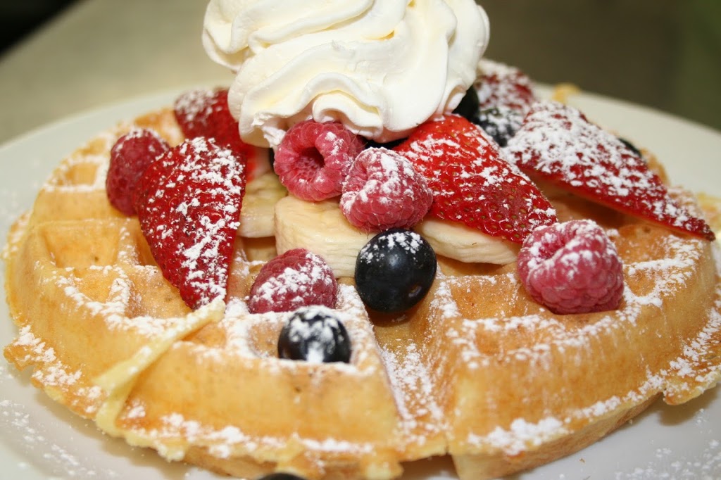 Angel’s On Weber (Waterloo) | 190 Weber St N, Waterloo, ON N2J 3H4, Canada | Phone: (519) 885-7203