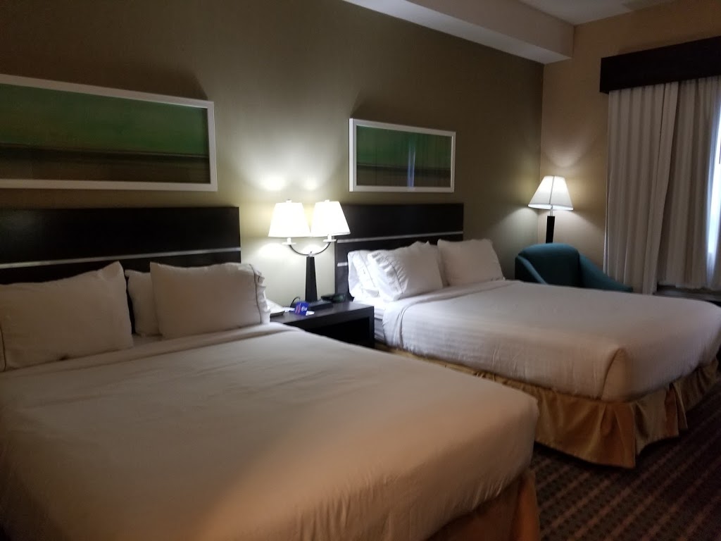 Holiday Inn Express Hotel & Suites | 4716 34th St, Vernon, BC V1T 5Y9, Canada | Phone: (250) 550-7777
