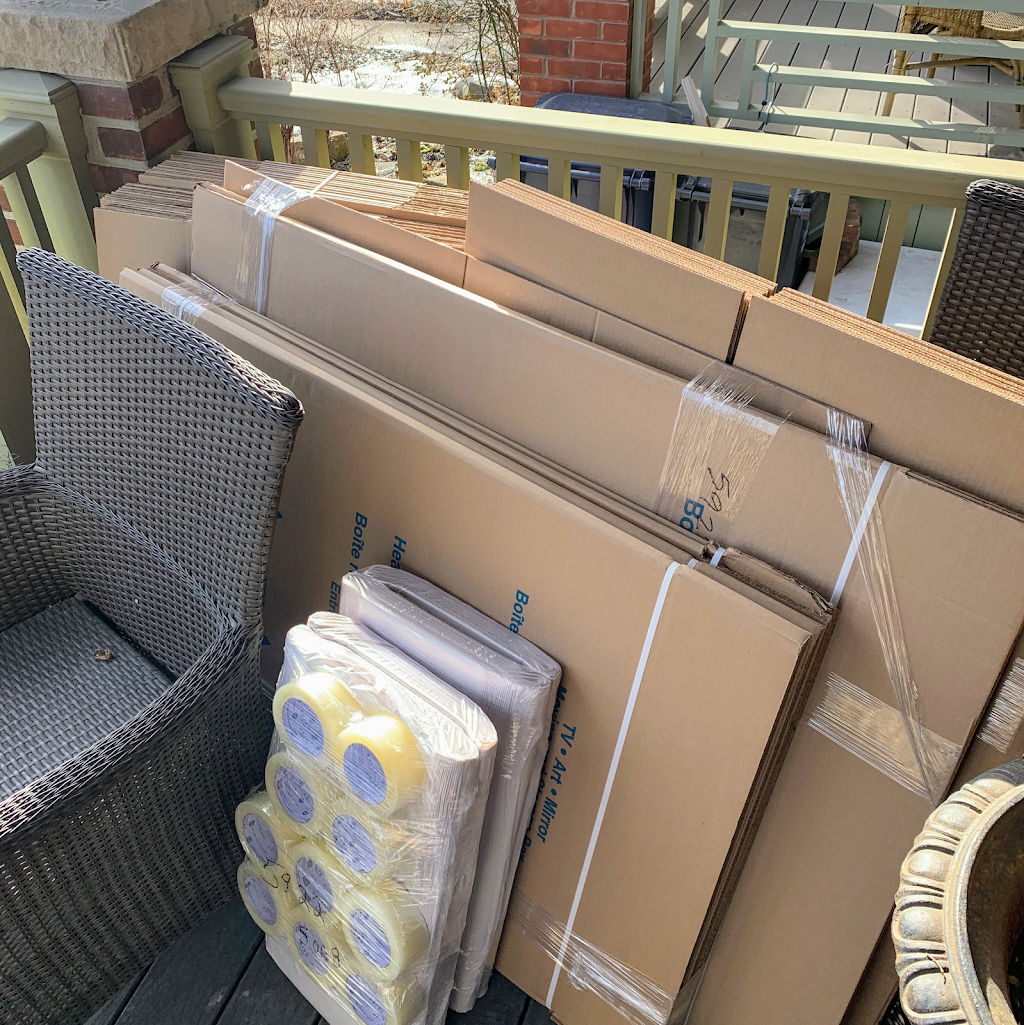 The Box Guys | 660 Eastern Ave, Toronto, ON M4M 3H1, Canada | Phone: (416) 466-0202