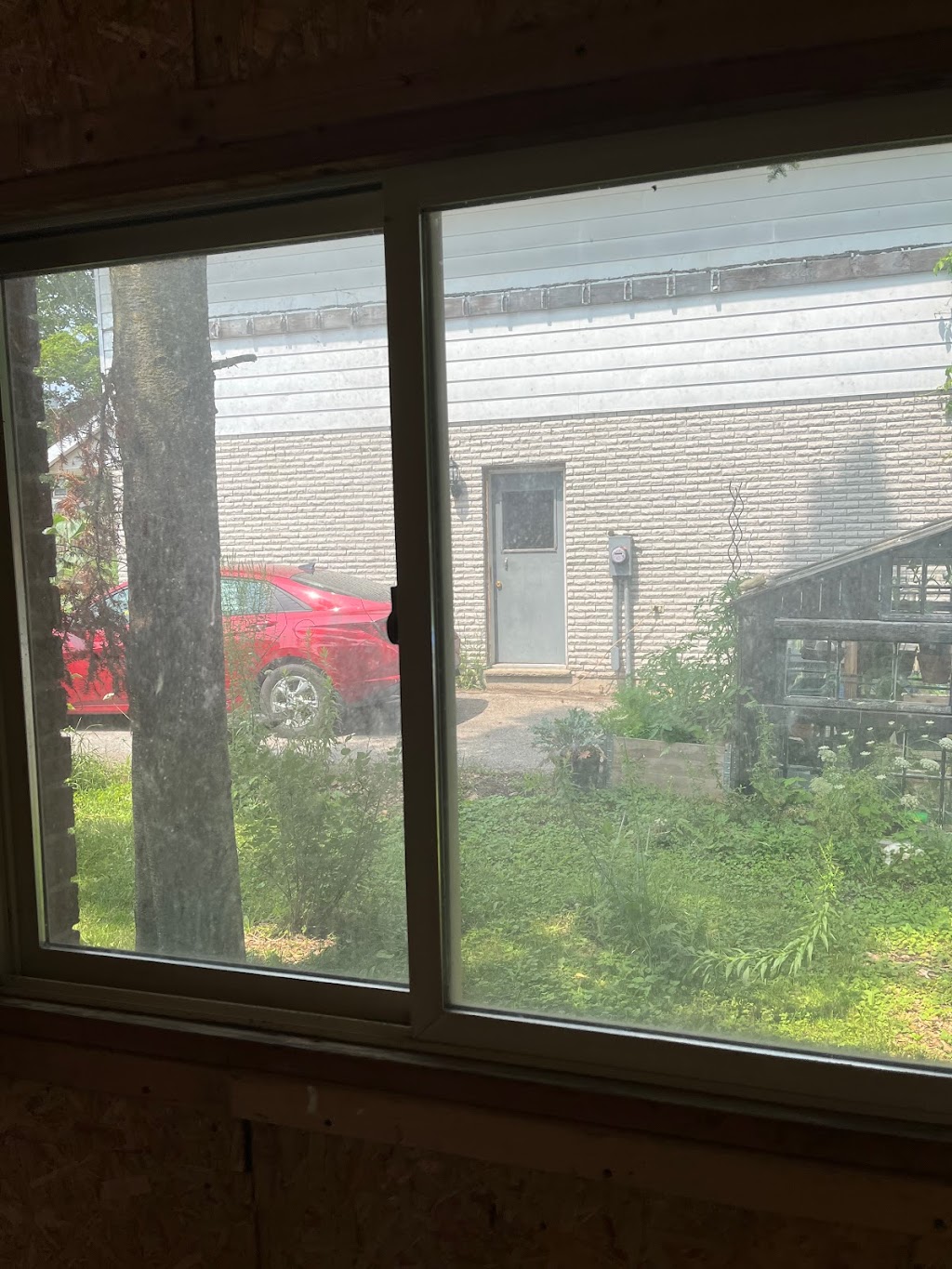 J.W Window & Gutter Cleaning | 707 John St W, Listowel, ON N4W 1B6, Canada | Phone: (519) 580-6752