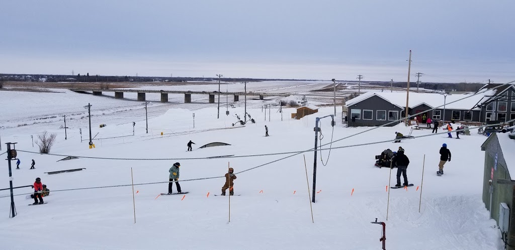 Springhill Winter Park | Oasis Rd, Oakbank, MB R0E 1J0, Canada | Phone: (204) 224-3051