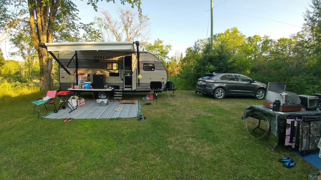 The Woods of Minden HIlls | 1831 Haliburton County Rd 21, Minden, ON K0M 2K0, Canada | Phone: (705) 286-1233