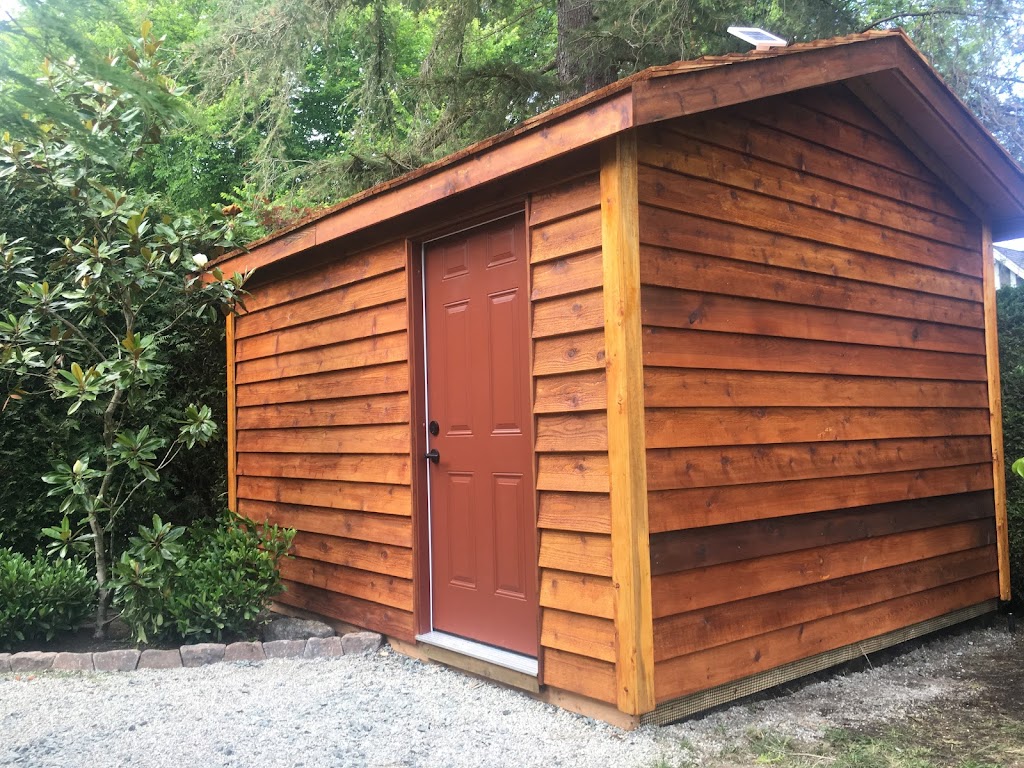Coastlines Building Company | 38902 Bowen Ave, Squamish, BC V8B 0E8, Canada | Phone: (647) 402-0722
