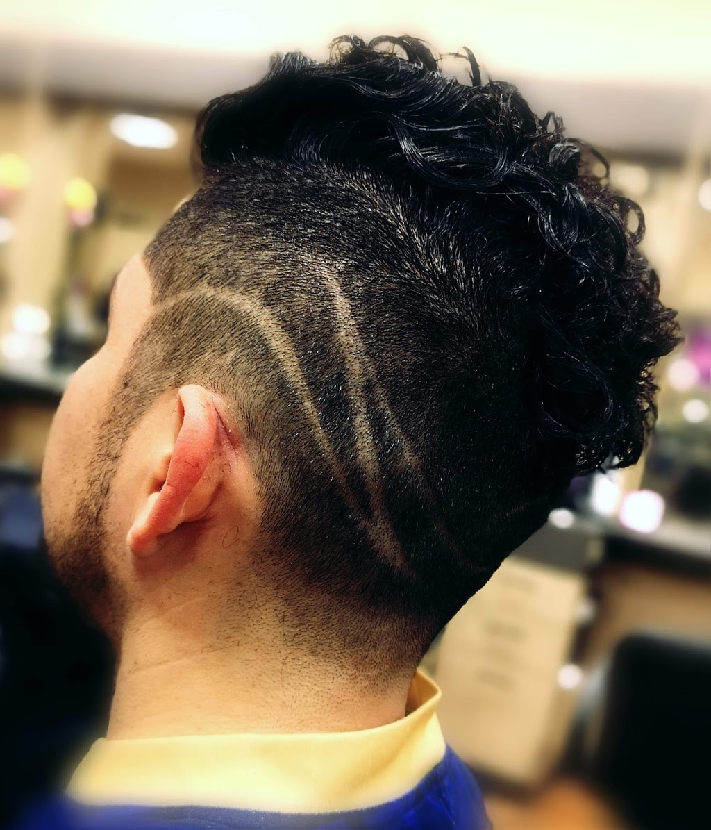HairMasters | 385 Springbank Ave #7b, Woodstock, ON N4T 1R3, Canada | Phone: (519) 539-5882