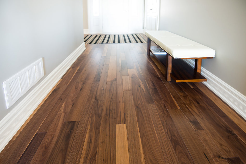 BreezeWood Floors Tillsonburg | 1300 Jackson Side Rd, Tillsonburg, ON N4G 4G7, Canada | Phone: (519) 688-3553