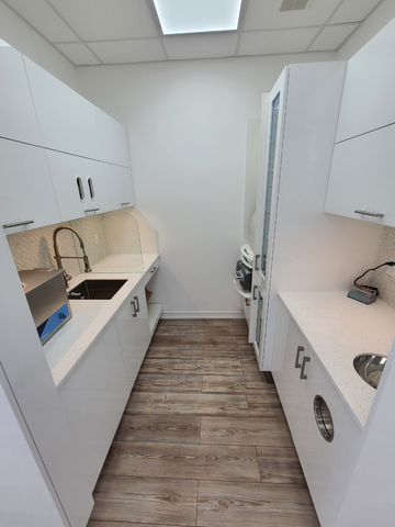 Rusholme Family Dentistry | 128 Rusholme Rd Unit 103, Toronto, ON M6H 2Y7, Canada | Phone: (647) 358-6000