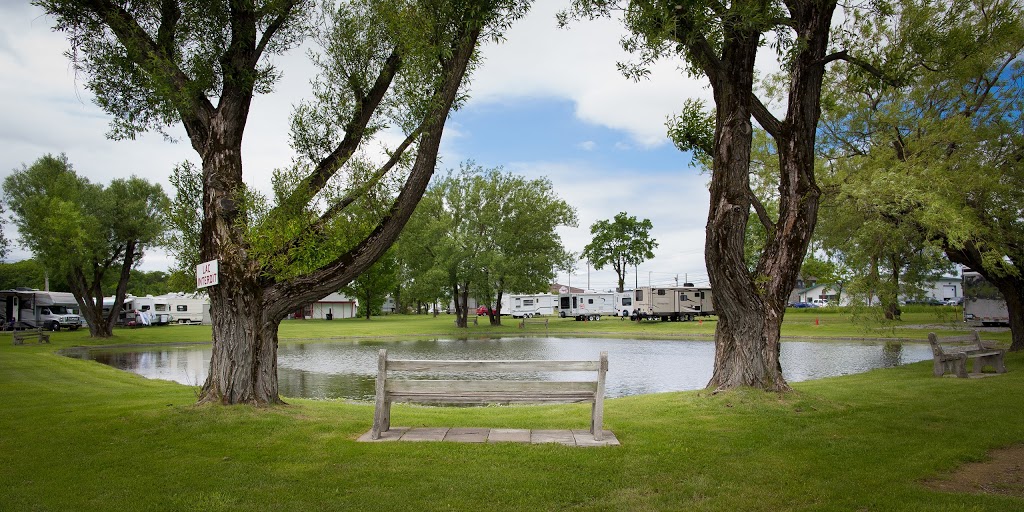 Camping Canadien-Américain | 209 QC-138, Saint-Augustin-de-Desmaures, QC G3A 0G2, Canada | Phone: (418) 878-4254