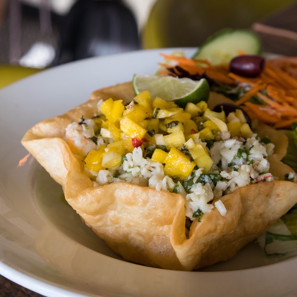 3 Amigos | 5605 Boulevard Taschereau, Brossard, QC J4Z 1A3, Canada | Phone: (450) 926-0202