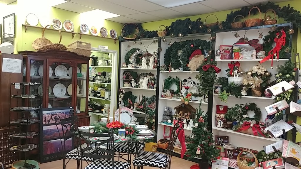 Uptown Thrift | 742 King St E, Cambridge, ON N3H 3N9, Canada | Phone: (519) 650-1241