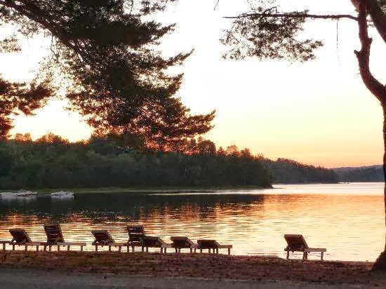 Pickerel Lake Resort | 2159 Pickerel & Jack Lake Rd, Burks Falls, ON P0A 1C0, Canada | Phone: (866) 927-6602
