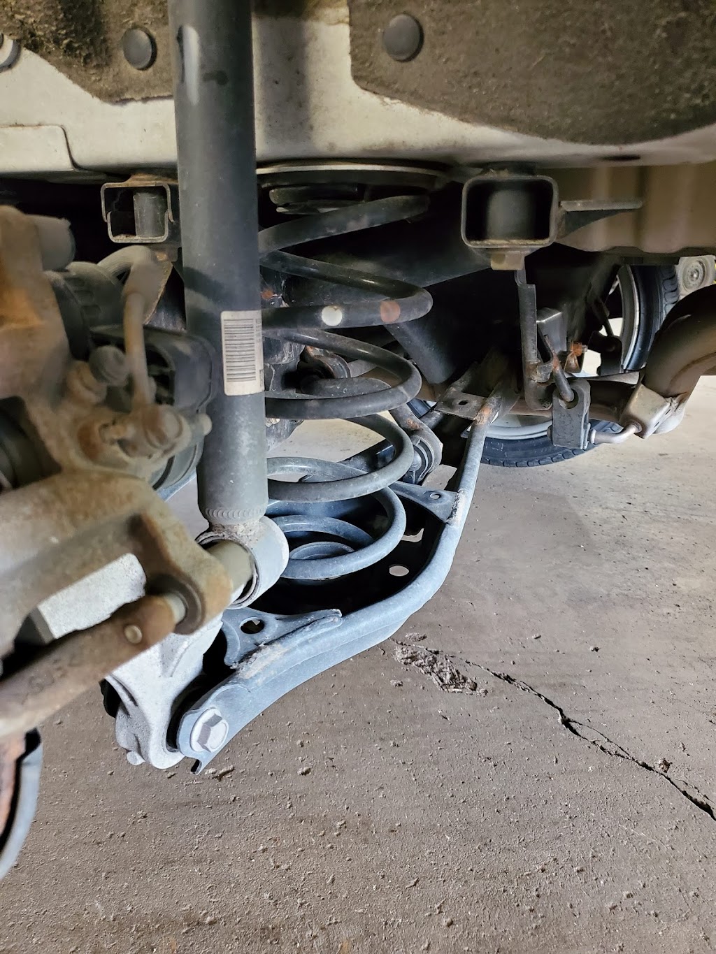 Mavis Auto | 922 Dundas St E, Mississauga, ON L4Y 2B8, Canada | Phone: (905) 848-5545