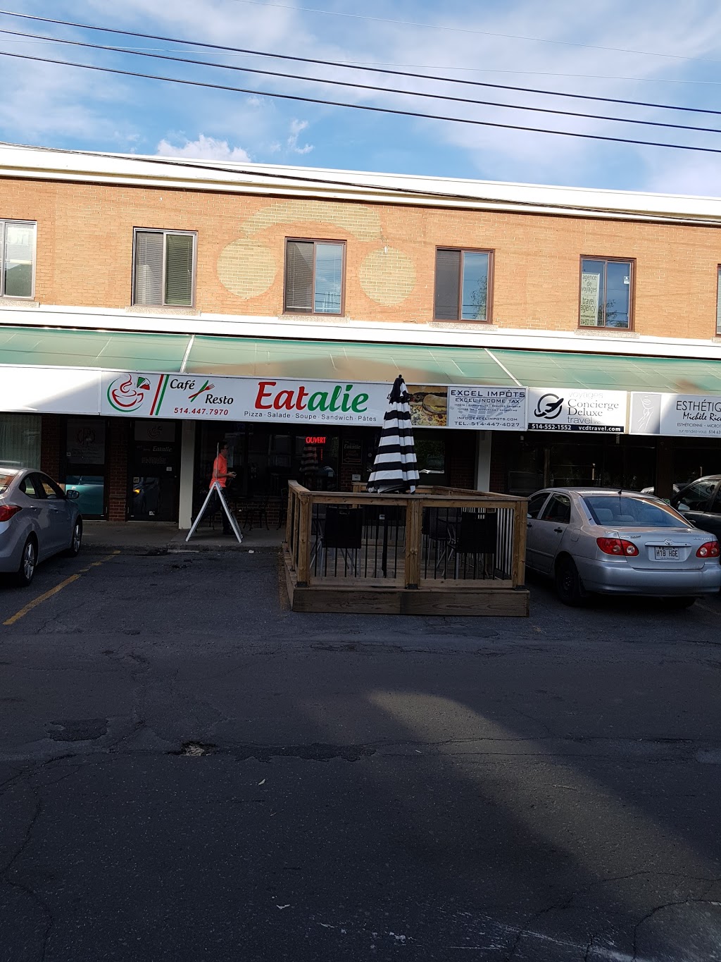 Café Bistro Eatalie | 18 45e Av, Montréal, QC H8T 2L7, Montréal, QC H8T 1R4, Canada | Phone: (514) 447-7970