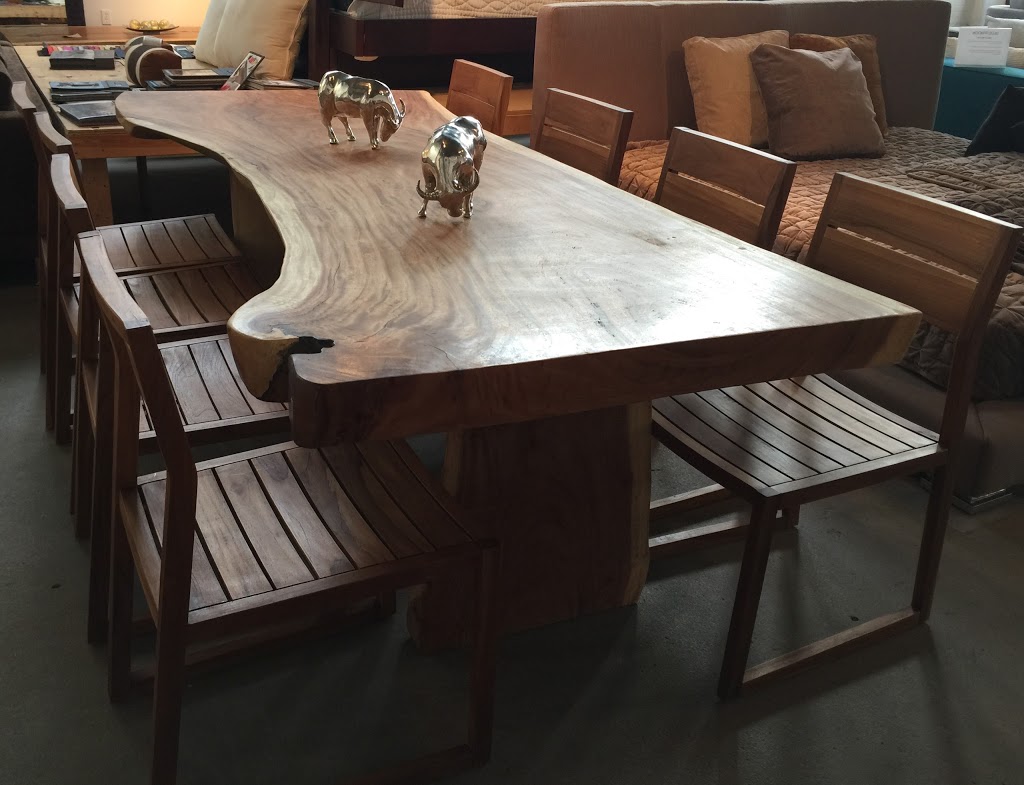 Blue Moon Furniture | 109 Pacific Ave, Winnipeg, MB R3B 0M1, Canada | Phone: (204) 452-7096