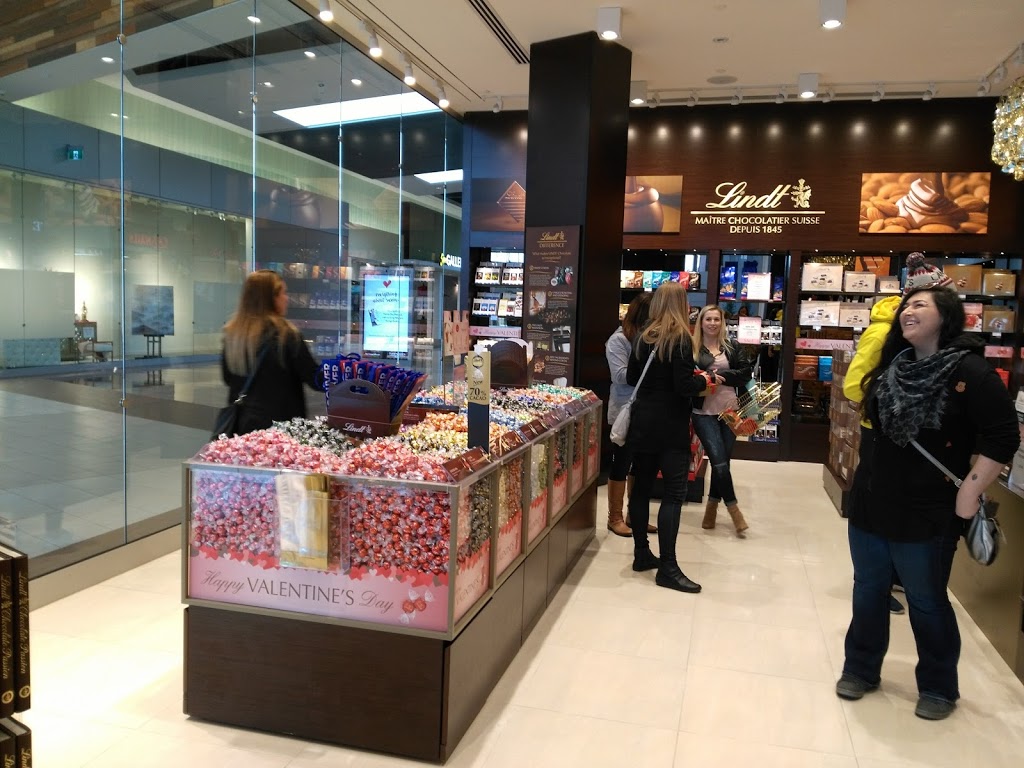 Lindt Chocolate Shop | 5000 Canoe Pass Way CRU #302, Delta, BC V4M 0B3, Canada | Phone: (604) 948-2001