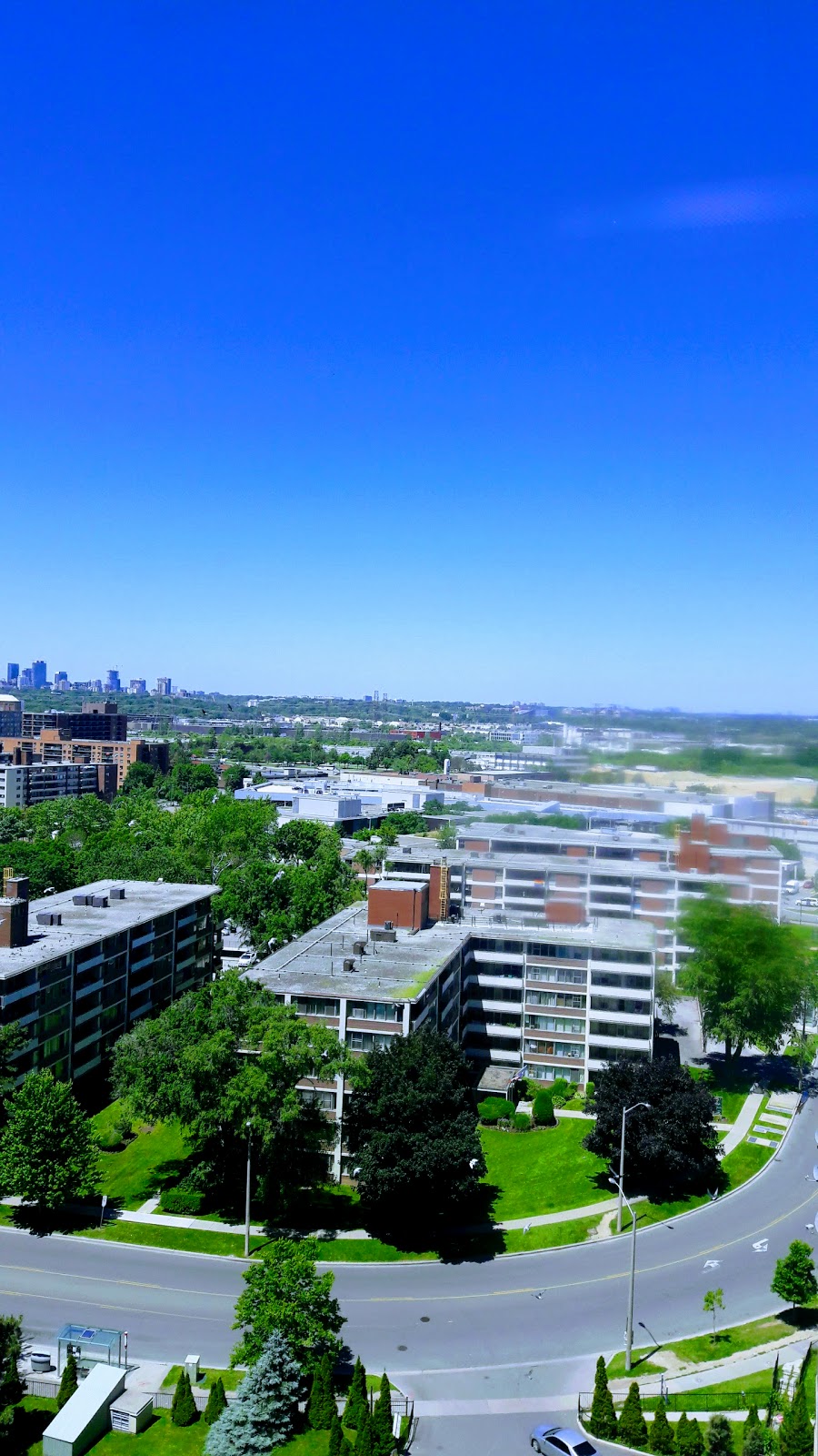 65 Musalla | 1, 65 Thorncliffe Park Dr, East York, ON M4H 1L2, Canada