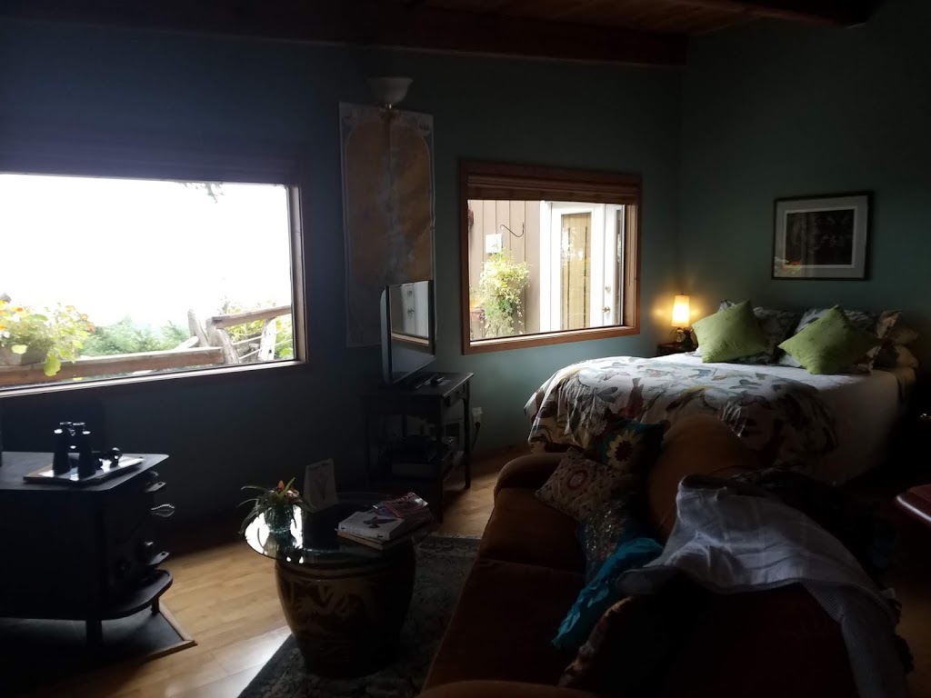 Robin Song Retreat | 247 Robin Song Ln, Eastsound, WA 98245, USA | Phone: (206) 714-3348