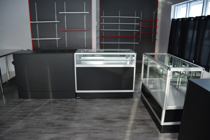 Fou de la Vape Saint-Romuald | 1100 Bd Guillaume-Couture local 145, St-Romuald, QC G6W 5M6, Canada | Phone: (418) 903-1559