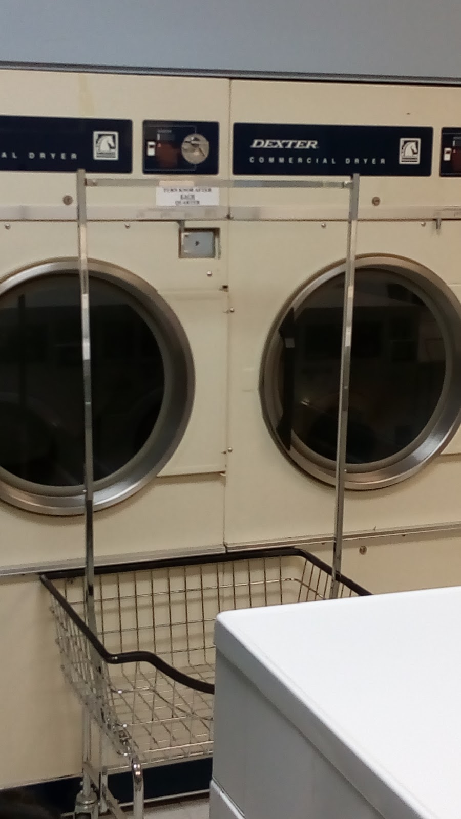 Washing Well - Coin Laundry | 727 William St Unit #3, Midland, ON L4R 4Y5, Canada | Phone: (705) 529-4733