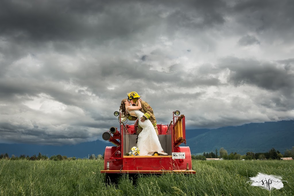Samantha Jeanine, Photographer | 9674 Gillanders Rd, Chilliwack, BC V2P 6H4, Canada | Phone: (604) 791-3981